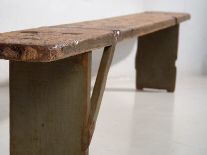 Conjunto de mesa y bancos antiguos (c.1920). Conjunto de 3 piezas - Imagen 22