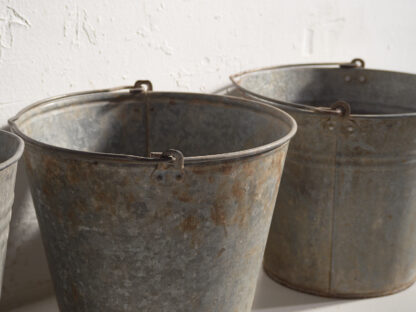 Antique galvanized metal buckets (c.1920). Set of 3 pieces - Image 7