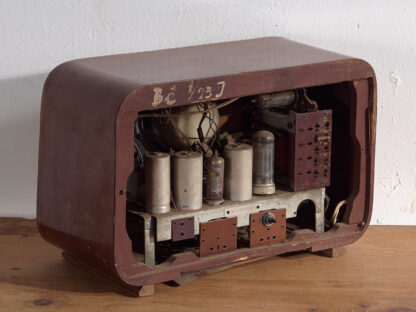 Radio de válvulas vintage (c.1960) #2