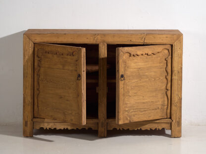 Antique Chinese sideboard with two doors (c.1900) #5