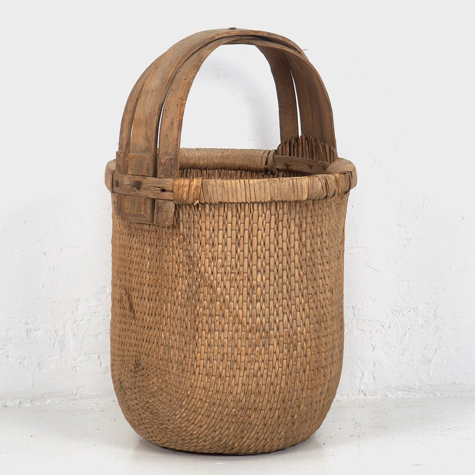 Cesta de sauce antigua con asa de madera maciza (c.1870) #1