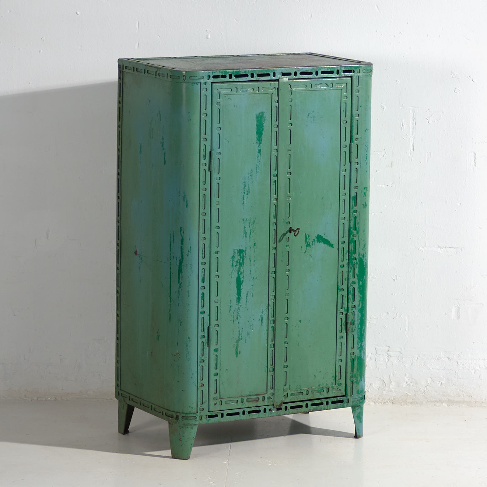 Armario vintage metálico de taller mecánico (c.1950) #17
