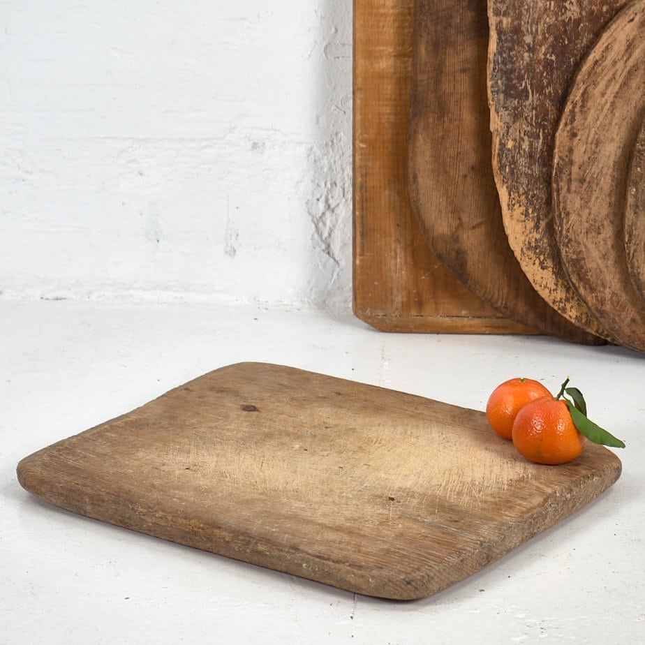 Ancienne planche à découper carrée en bois (c.1920) #16