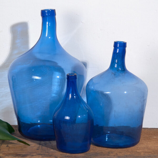Damajuanas antiguas color azul (c.1920). Conjunto de 3 piezas #2