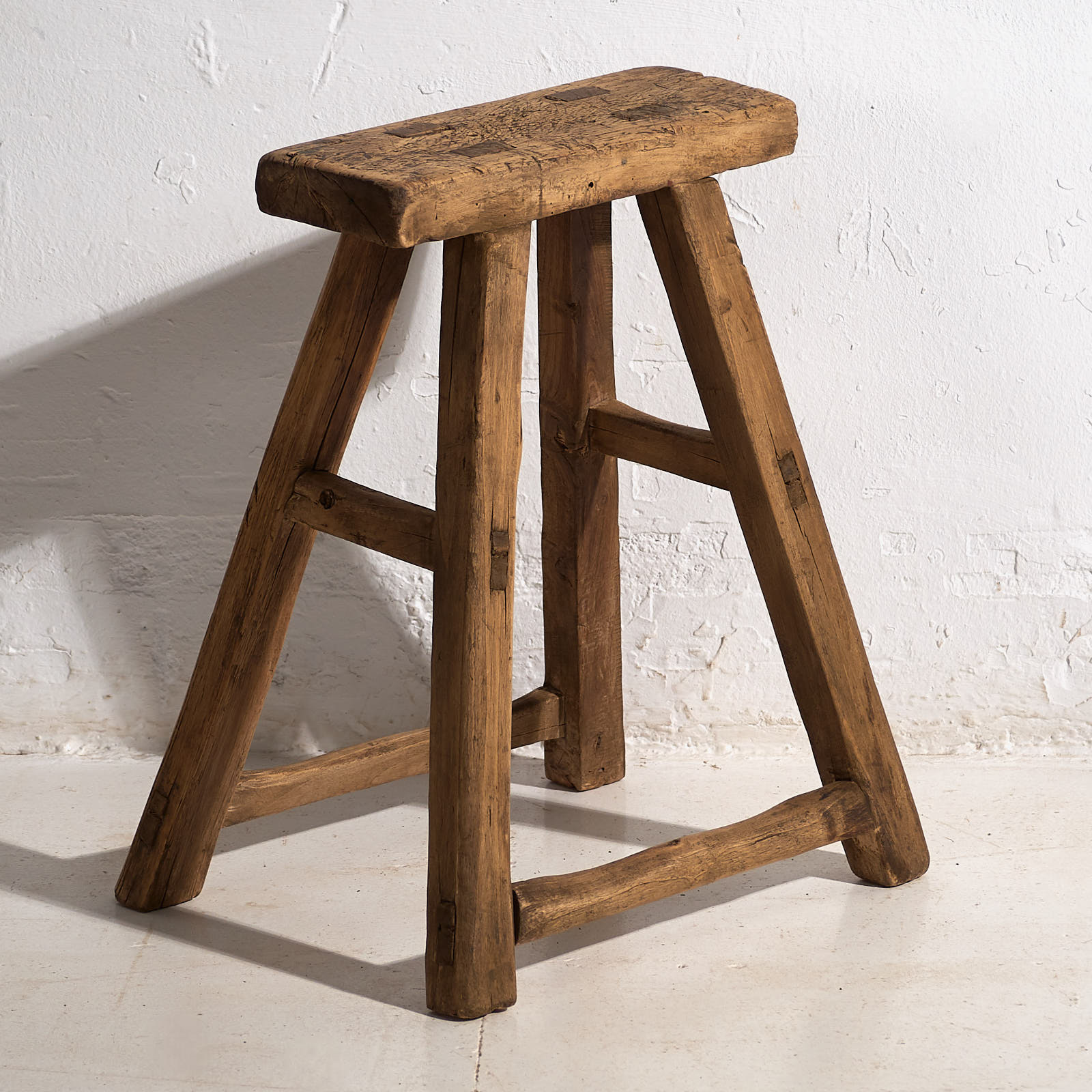 Taburete rectangular primitivo antiguo (c.1920) #2