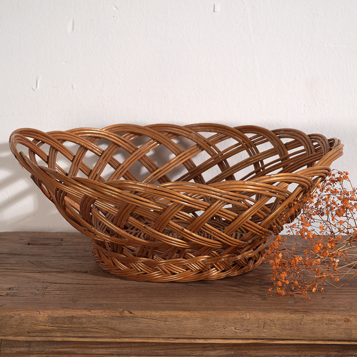 Antigua cesta de mimbre tejida a mano (c.1920) #2