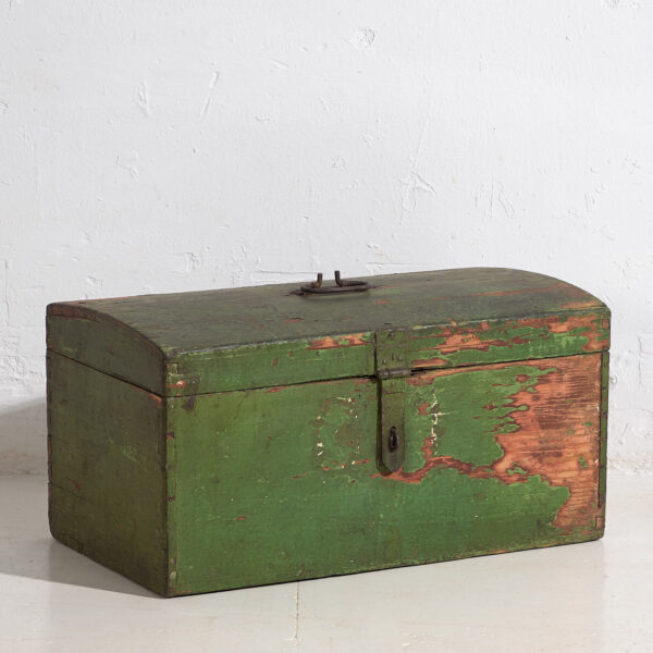 Pequeño cofre antiguo con pátina de color verde (c.1920) #2