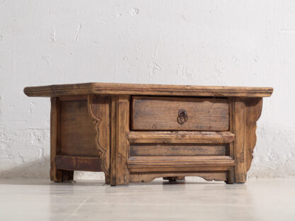 Mesa de centro oriental antigua (c.1900) #76