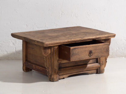 Mesa de centro oriental antigua (c.1900) #76