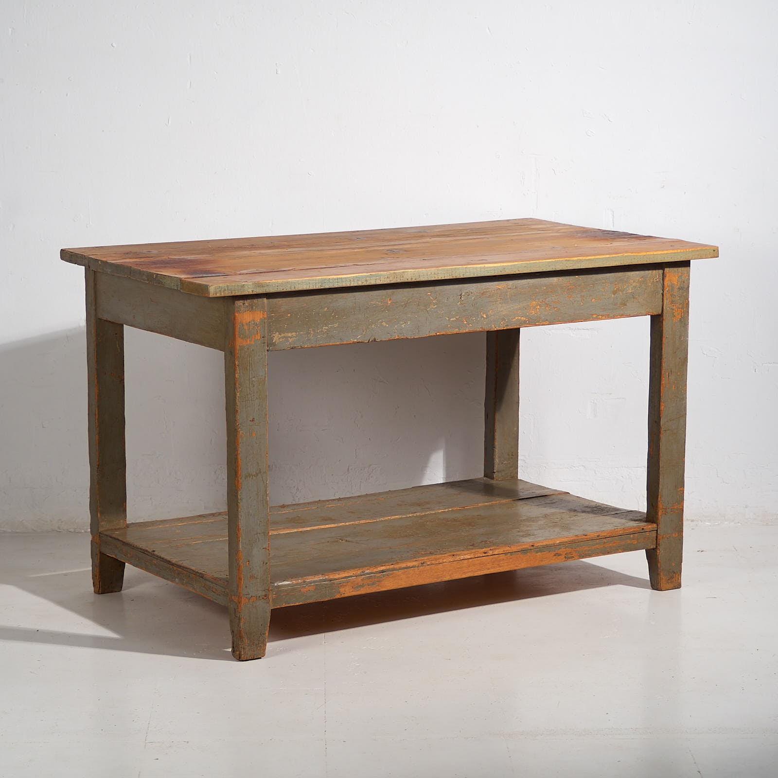 Antigua mesa de trabajo de color verde olivo (c.1920) #15