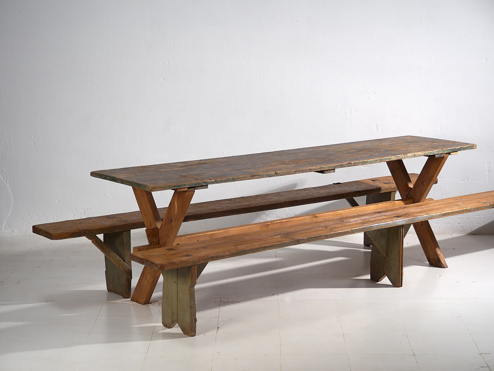 Set of antique table and benches (c.1920). Set of 3 pieces
