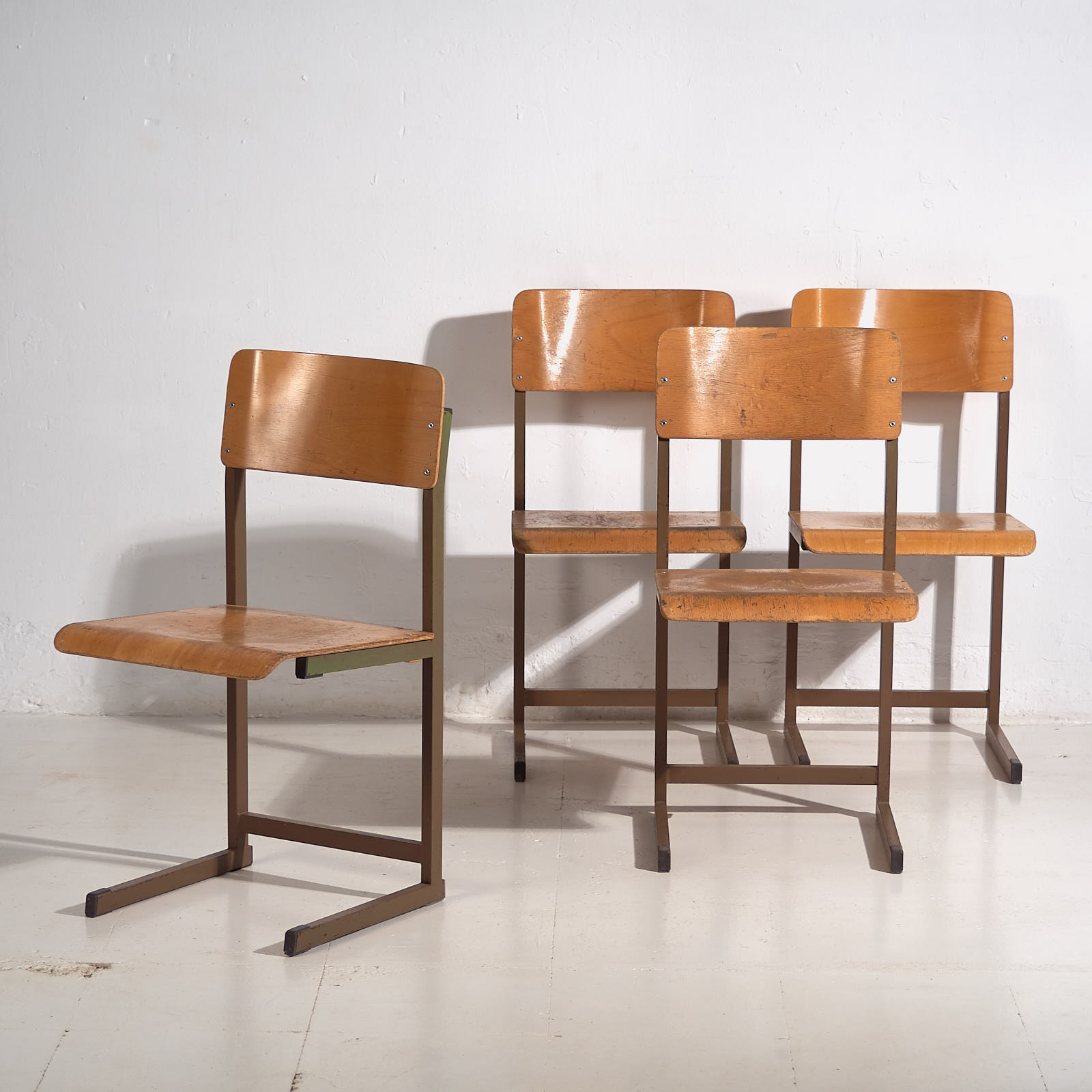 Sillas vintage para salón (c.1950). Conjunto de 4 piezas