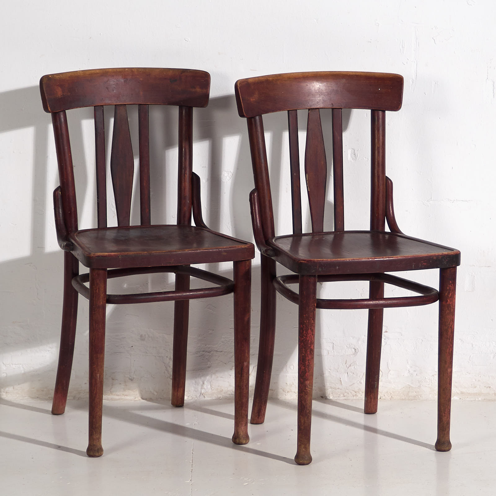 Antique Thonet chairs (c.1920). Set of 2 pieces #2 