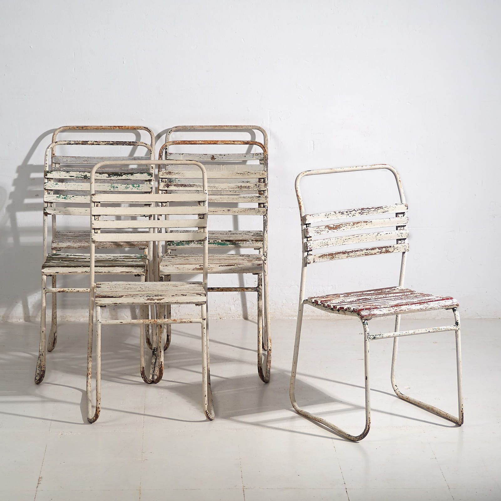 Antique white outdoor chairs (c.1920). Set of 4 pieces #1 