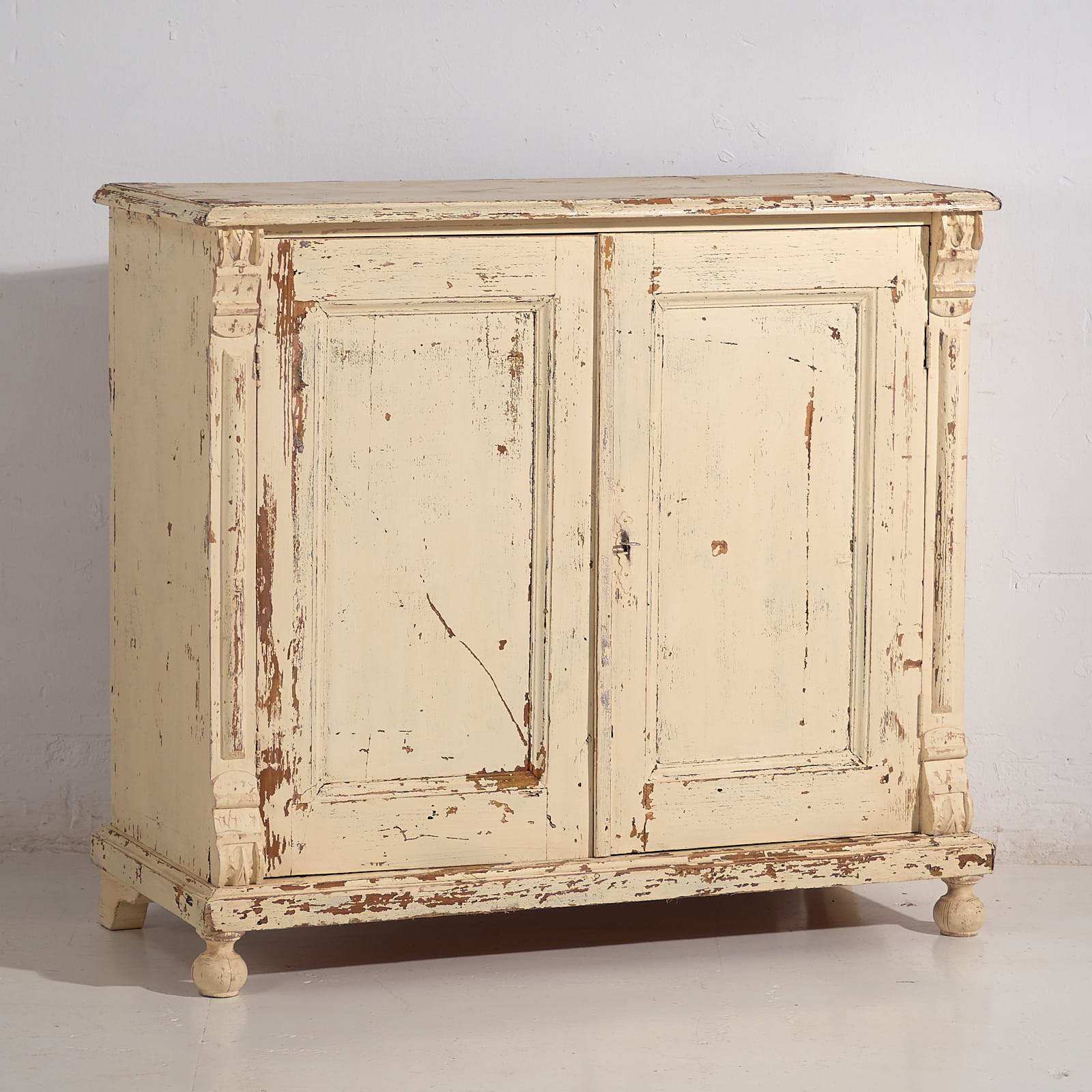 Armario pequeño antiguo de color blanco (c.1920) #51