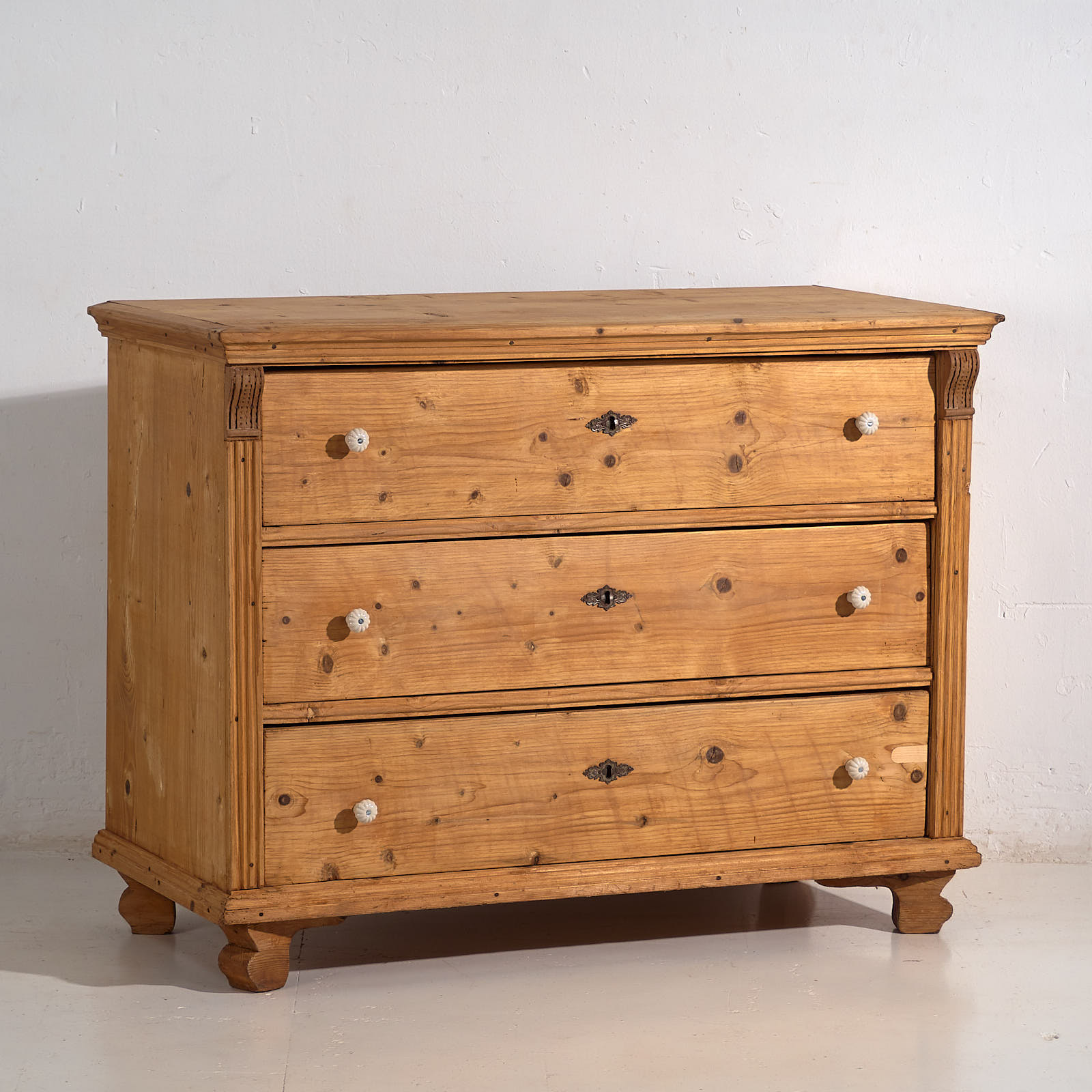 Cómoda antigua de madera maciza (c.1920) #89