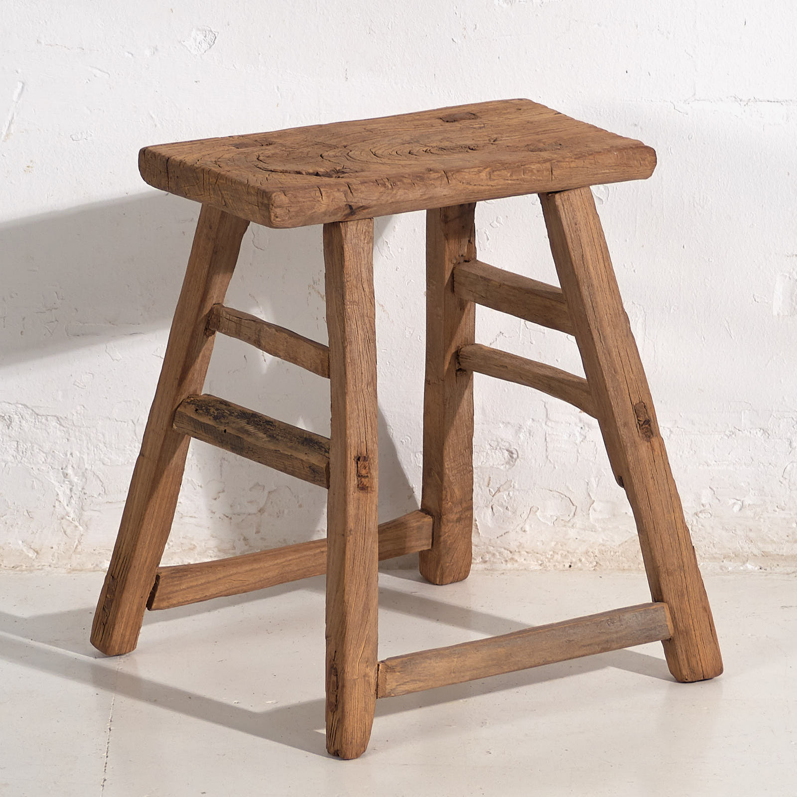 Taburete antiguo de madera maciza (c.1900) #6